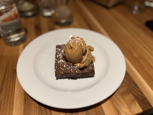 De Novo European Pub by null