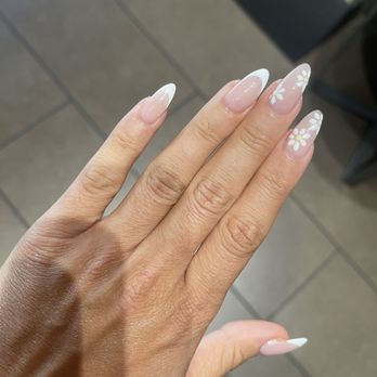SoQ Nails - Nails - Waxing Near Me - Northridge, California SoQ Nails - Nails - Waxing Near Me - Northridge, California