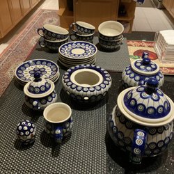Antiques & Collectibles Boutique - Polish pottery