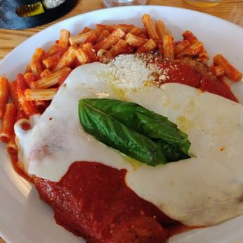 Bar Lino Ristorante - Chicken Parmesan - Italian Near Me - Johnston, Rhode Island Bar Lino Ristorante - Chicken Parmesan - Italian Near Me - Johnston, Rhode Island