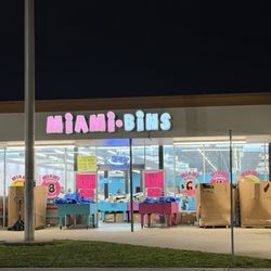 Miami Bins - Outside view