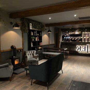 The Keller Taproom - Warm your bones in front of the fire. - Pubs Near Me - Edinburgh, EDH