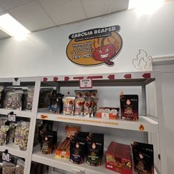 Chenez's Gourmet Popcorn - Inside