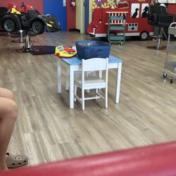 Kids table
