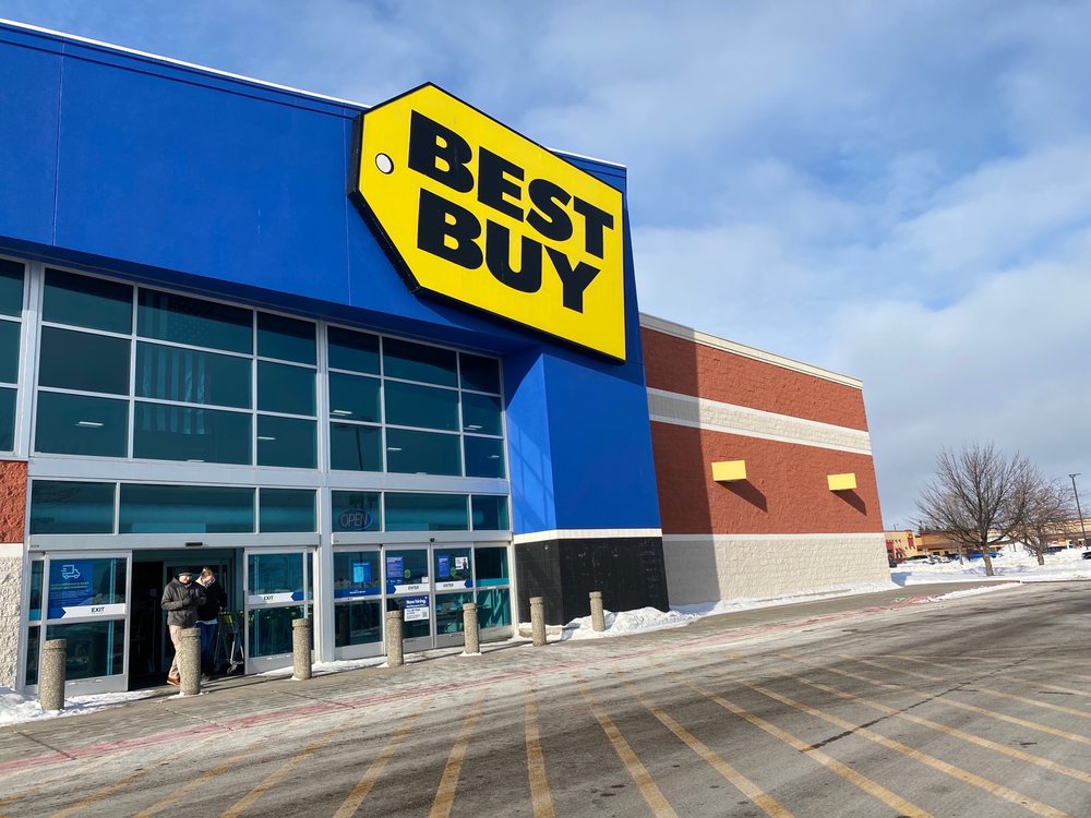 BEST BUY GRAND FORKS Updated October 2024 11 Photos & 18 Reviews