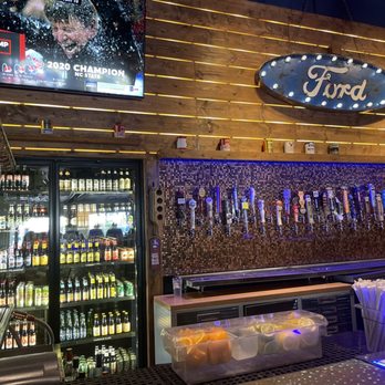 Ford's Garage Wesley Chapel - Bar area - Burgers Near Me - Lutz, Florida