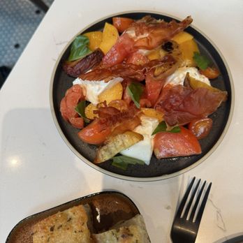Casanova - burrata salad - Pizza Near Me - New Haven, Connecticut