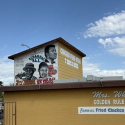 Mrs White's Golden Rule Cafe - Side of the building makes it easy to find!