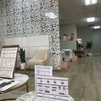 Queen Lash - Eyelash Service Near Me - Rancho Cucamonga, California