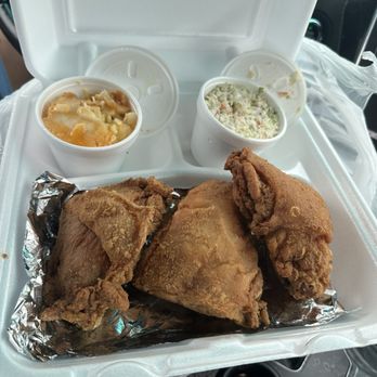 Doane’s Carolina Cafe - Fried chicken slaw and Mac and cheese. - American Near Me - Kings Mountain, North Carolina Doane’s Carolina Cafe - Fried chicken slaw and Mac and cheese. - American Near Me - Kings Mountain, North Carolina