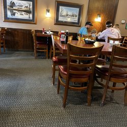 Stookey's Family Restaurant - Interior