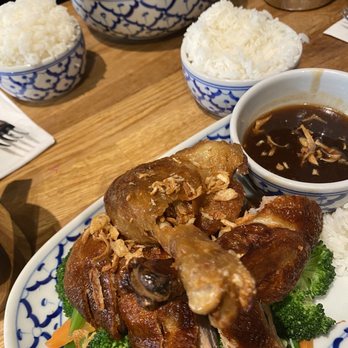 Glur - Tamarind Duck and Red Curry Chicken - Thai Near Me - New York, New York