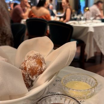 Daniel’s - Doughnuts - Steakhouses Near Me - Coral Gables, Florida
