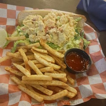 Hooked On Jupiter - Lobster Roll - Seafood Near Me - Jupiter, Florida