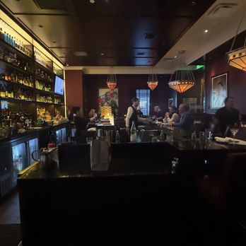 The Capital Grille - Bar area - Steakhouses Near Me - Dallas, Texas