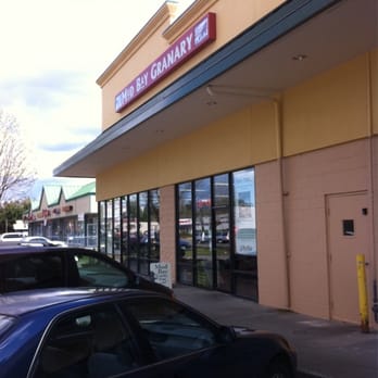 Mud Bay - Pet Stores Near Me - Kent, Washington