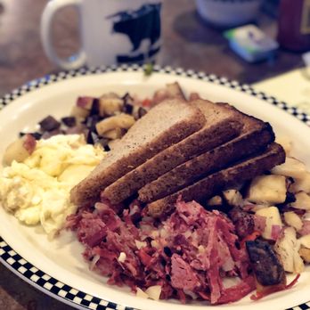 Black Bear Diner Vallejo - Corn Beef Hash with eggwhites and wheat bread - American Near Me - Vallejo, California Black Bear Diner Vallejo - Corn Beef Hash with eggwhites and wheat bread - American Near Me - Vallejo, California