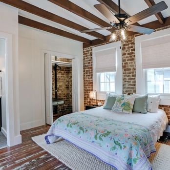The Oglethorpe Inn - Carriage House - Hotels Near Me - Savannah, Georgia