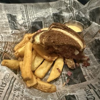 McCreary's Irish Pub and Eatery - Half Rueben - Irish Pub Near Me - Franklin, Tennessee