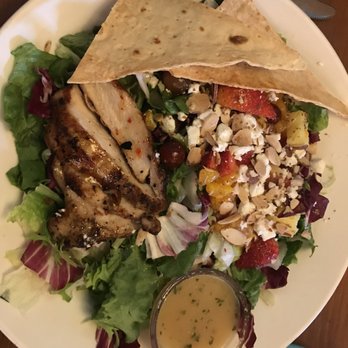Bahama Breeze - Tropical chicken salad - Seafood Near Me - Altamonte Springs, Florida Bahama Breeze - Tropical chicken salad - Seafood Near Me - Altamonte Springs, Florida