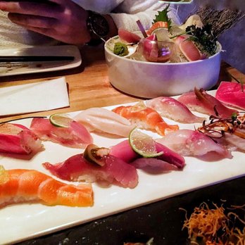 Saku Sushi - Fresh sushi sampler of the day! - Sushi Bars Near Me - Toronto, Ontario Saku Sushi - Fresh sushi sampler of the day! - Sushi Bars Near Me - Toronto, Ontario