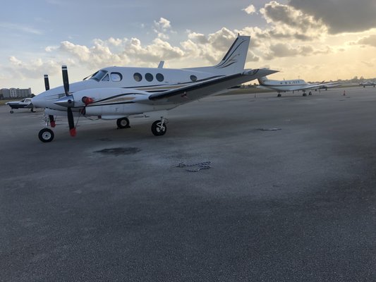 Lux Vip Charters LUX AIR CHARTERS - Updated January 2026 - 14150 SW 129th St, Miami ...