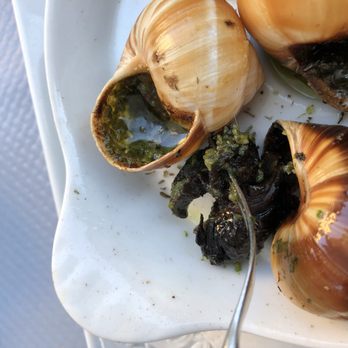 Le Cochon Bleu - Escargot close up - French Near Me - Avignon, 84