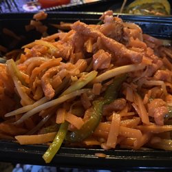 Chicken pad thai was orange and didnt taste like anything! Green peppers do not belong in chicken pad Thai
