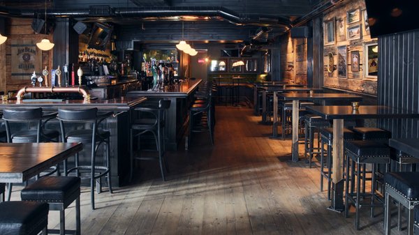 Le Trèfle Taverne Irlandaise by null
