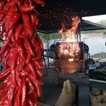 Rosales Produce - Chile roasting - Farmers Market Near Me - Albuquerque, New Mexico