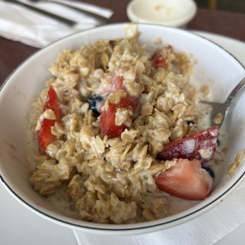 The Breakfast Bar - Oatmeal - Breakfast & Brunch Near Me - Long Beach, California The Breakfast Bar - Oatmeal - Breakfast & Brunch Near Me - Long Beach, California
