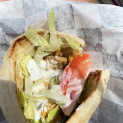 Gyro Deluxe - Snap amount of chicken very small