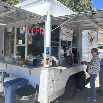 Boni's Tacos - Taco truck - Mexican Near Me - Cambria, California Boni's Tacos - Taco truck - Mexican Near Me - Cambria, California
