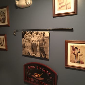 Priscilla's - Men's bathroom - Breakfast & Brunch Near Me - North Conway, New Hampshire Priscilla's - Men's bathroom - Breakfast & Brunch Near Me - North Conway, New Hampshire