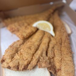 Chik'n Box Carryout - Lake Trout