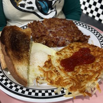 Johnny Angel's - Johnny Angels Heavenly Corned Beef Hash Combo Platter - American Near Me - Jacksonville, Florida