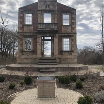 Door To Nowhere - Local Flavor Near Me - Louisville, Kentucky