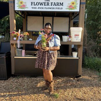 The Flower Farm Gift Shop - Nurseries & Gardening Near Me - Loomis, California The Flower Farm Gift Shop - Nurseries & Gardening Near Me - Loomis, California