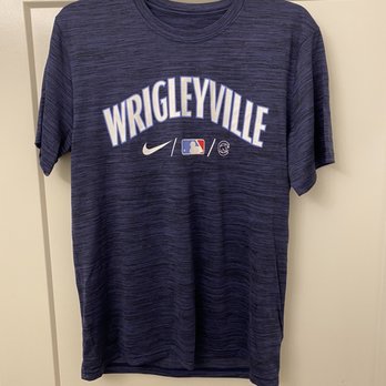 DICK'S Sporting Goods - Sports Wear Near Me - Northbrook, Illinois