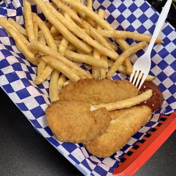 Pappa Geno's - Chicken tender basket - Sandwiches Near Me - Houston, Texas