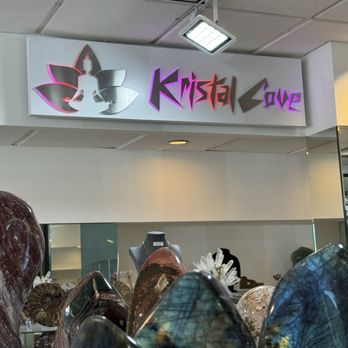 Kristal Cove - Gemstones & Minerals Near Me - Sausalito, California