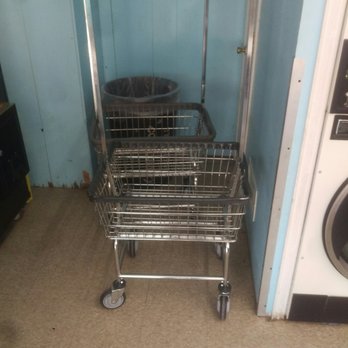 Speed Queen Coin Laundry - Laundry carts - Laundromat Near Me - Lewisville, Texas