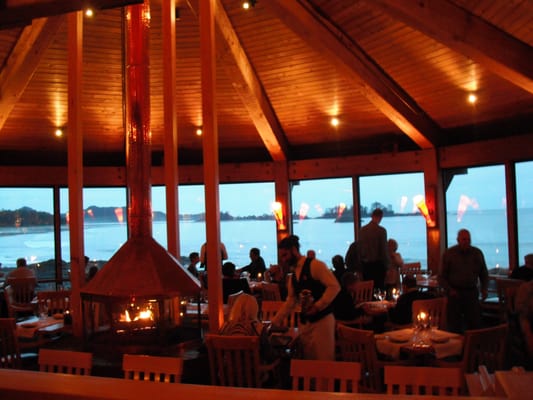 The Pointe Restaurant by null