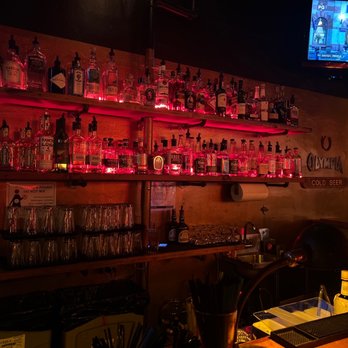 Lucky Horseshoe Lounge