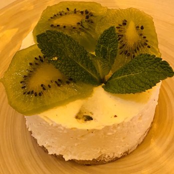 Simonetta - Fruit and cream dessert - Italian Near Me - Paris, 75