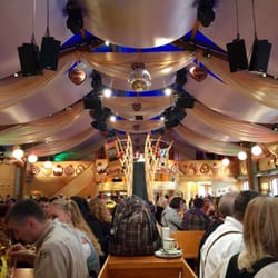 Cafe Kaiserschmarrn - Kein roter Laufsteg...