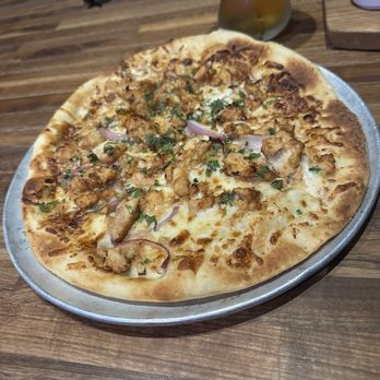 Yard House - BBQ Chicken Pizza - New American Near Me - Northridge, California
