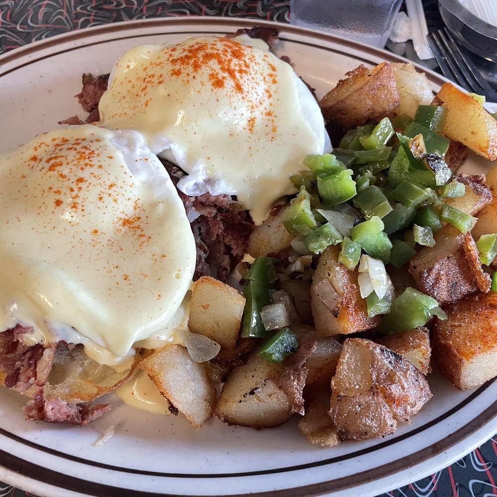 Triangle Diner - Irish Benedict - Diners Near Me - Saratoga Springs, New York Triangle Diner - Irish Benedict - Diners Near Me - Saratoga Springs, New York