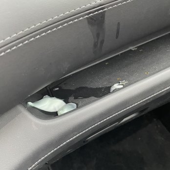 Magic Car Wash - Did not wipe the interior doors. - Car Wash Near Me - Wilmington, Delaware Magic Car Wash - Did not wipe the interior doors. - Car Wash Near Me - Wilmington, Delaware