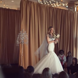 Modern Bridal Fashion Show Modern Bridal Fashion Show